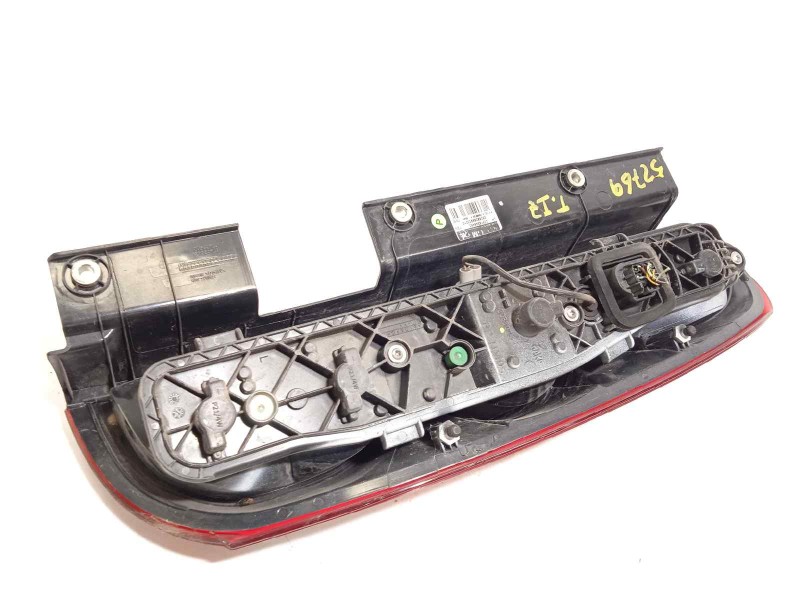 Recambio de piloto trasero izquierdo para opel combo d 1.3 16v cdti referencia OEM IAM 51924846  00519248460