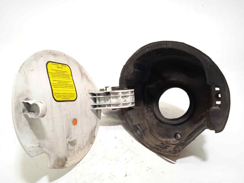 Recambio de tapa exterior combustible para opel combo d 1.3 16v cdti referencia OEM IAM 51921154  0519211540E