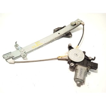 ELEVALUNAS TRASERO DERECHO 61042SC000 