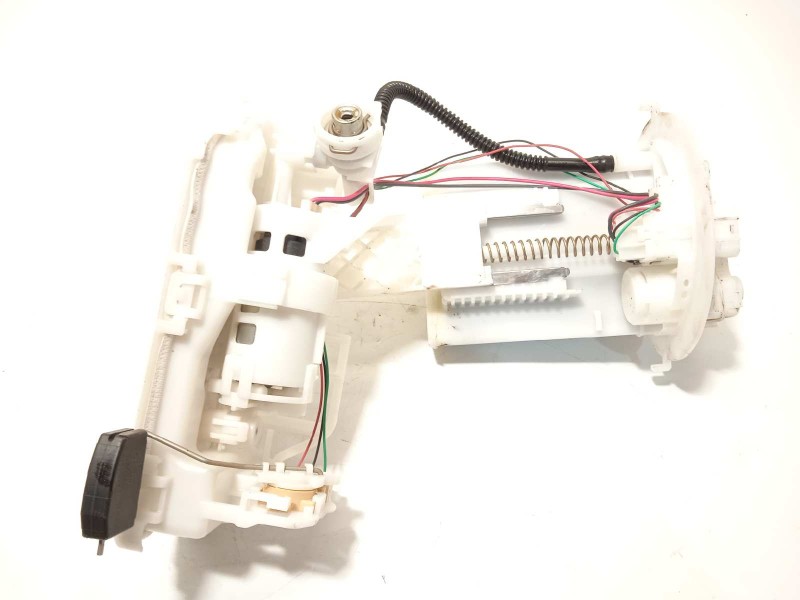 Recambio de bomba combustible para toyota c-hr referencia OEM IAM 7702002C21  