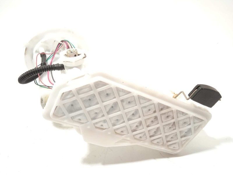 Recambio de bomba combustible para toyota c-hr referencia OEM IAM 7702002C21  