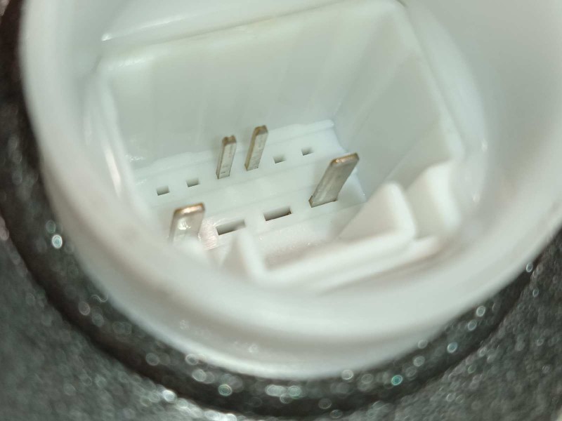 Recambio de cerradura puerta delantera derecha para toyota c-hr referencia OEM IAM 6903002511  