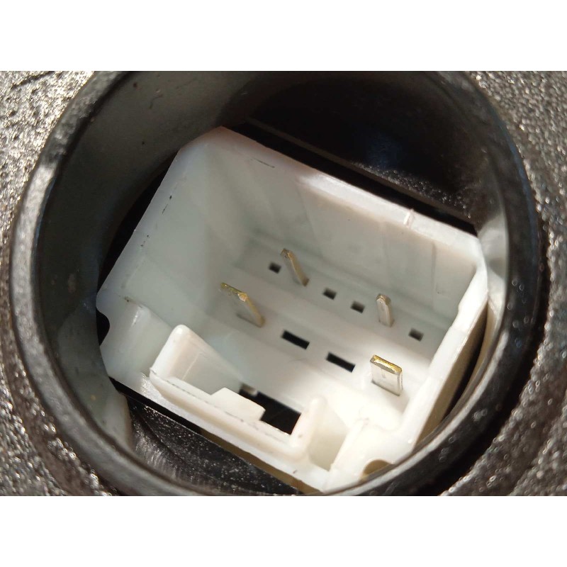 Recambio de cerradura puerta trasera derecha para toyota c-hr referencia OEM IAM 69050F4010  