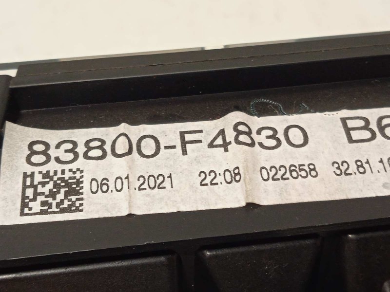 Recambio de cuadro instrumentos para toyota c-hr referencia OEM IAM 83800F4830  