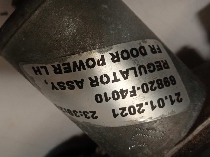 Recambio de elevalunas delantero izquierdo para toyota c-hr referencia OEM IAM 69820F4010  85720F4010