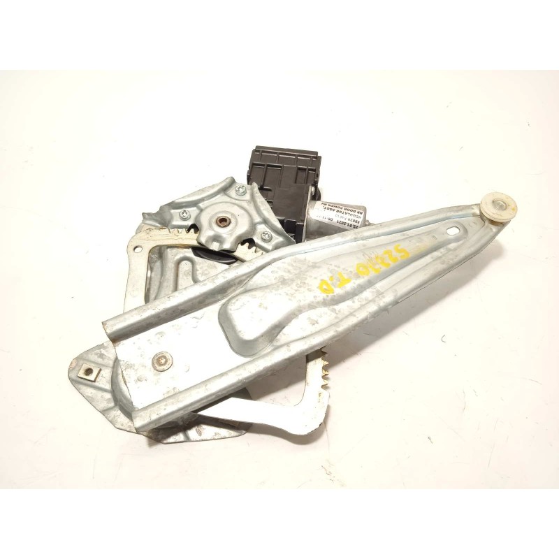 Recambio de elevalunas trasero derecho para toyota c-hr referencia OEM IAM 69830F4010  85720F4020