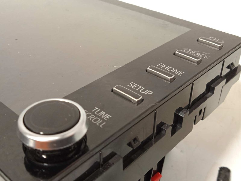 Recambio de pantalla multifuncion para toyota c-hr referencia OEM IAM 86140F4070  