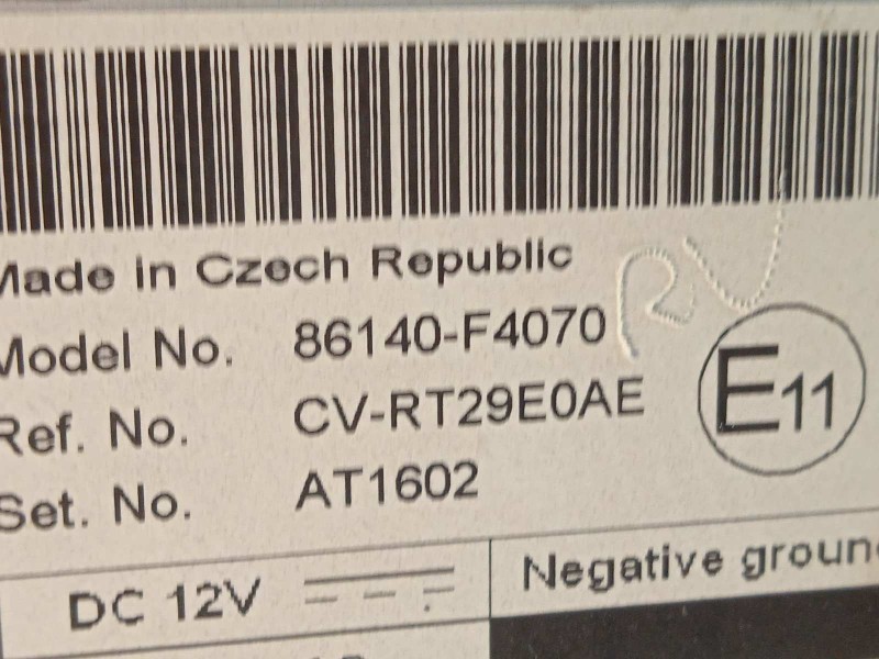 Recambio de pantalla multifuncion para toyota c-hr referencia OEM IAM 86140F4070  