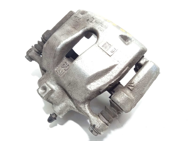 Recambio de pinza freno delantera derecha para toyota c-hr referencia OEM IAM 47730F4010  