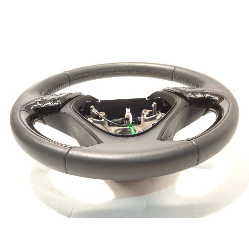 Recambio de volante para toyota c-hr referencia OEM IAM 45100F4110C0  84250F4090C0