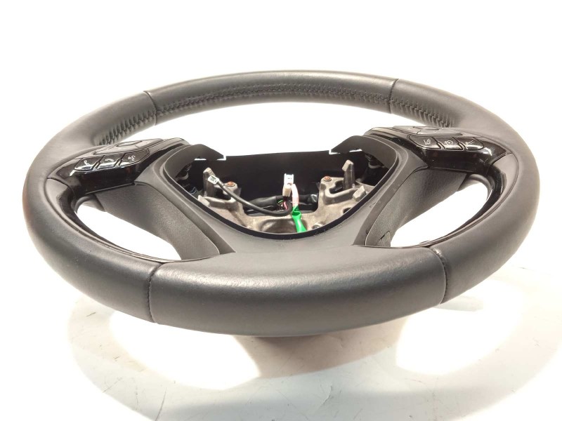 Recambio de volante para toyota c-hr referencia OEM IAM 45100F4110C0  84250F4090C0