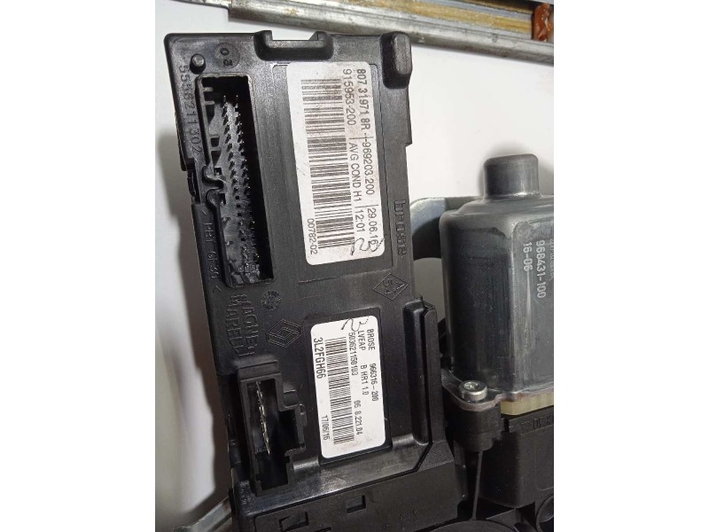 Recambio de elevalunas delantero izquierdo para renault scenic iii 1.5 dci diesel fap referencia OEM IAM 807319718R  