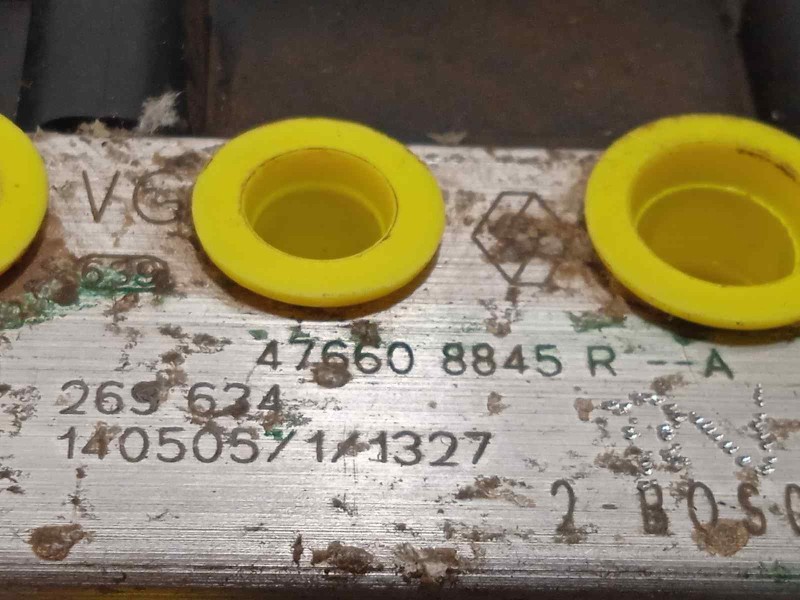 Recambio de abs para dacia duster laureate 4x4 referencia OEM IAM 476608845R 2265106516 269624