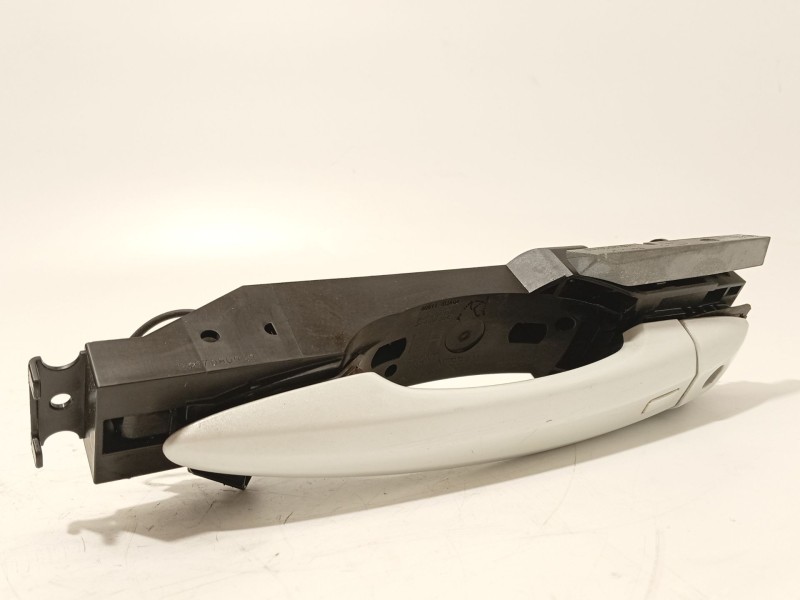 MANETA EXTERIOR DELANTERA IZQUIERDA 806116UA0A 