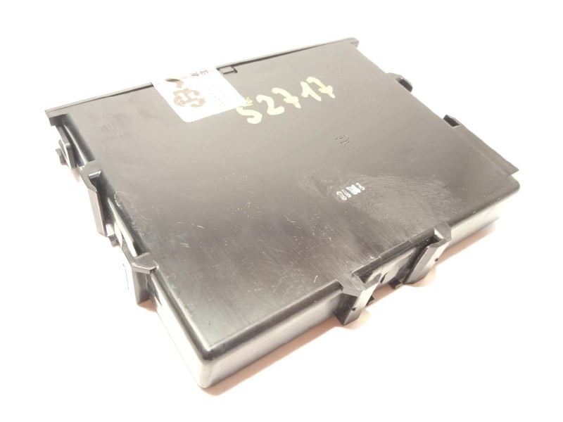 Recambio de modulo electronico para toyota auris 1.8 16v (híbrido) referencia OEM IAM 8999002190  MB2325005961