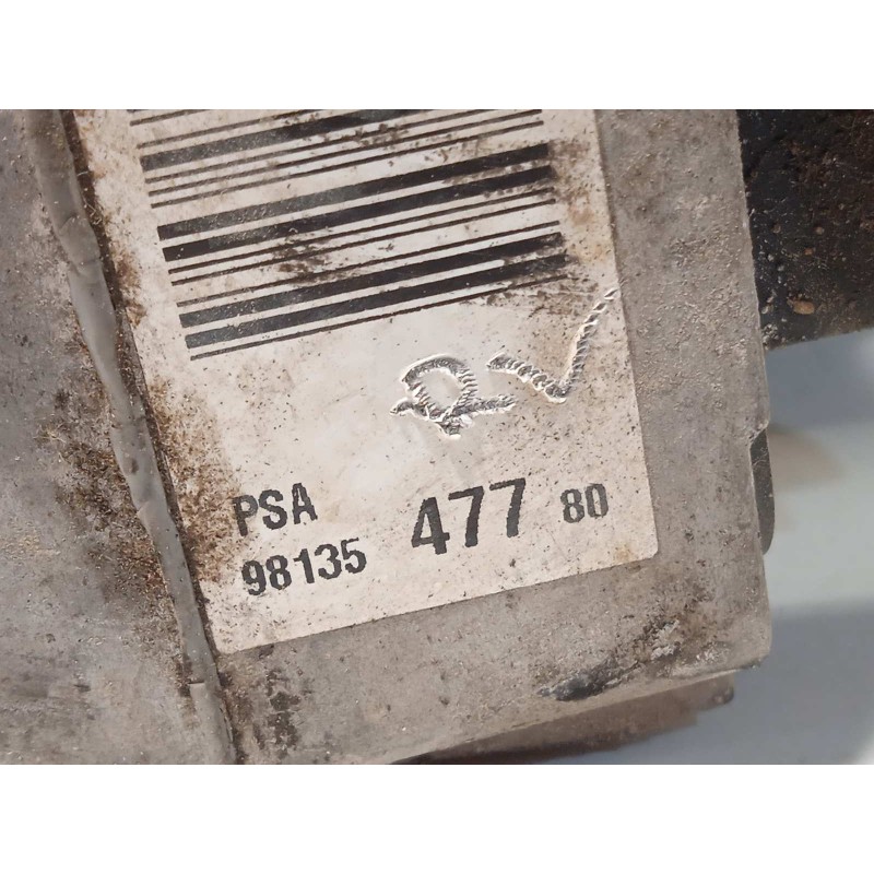 Recambio de bomba servodireccion para citroën c4 lim. live edition referencia OEM IAM 9813547780  