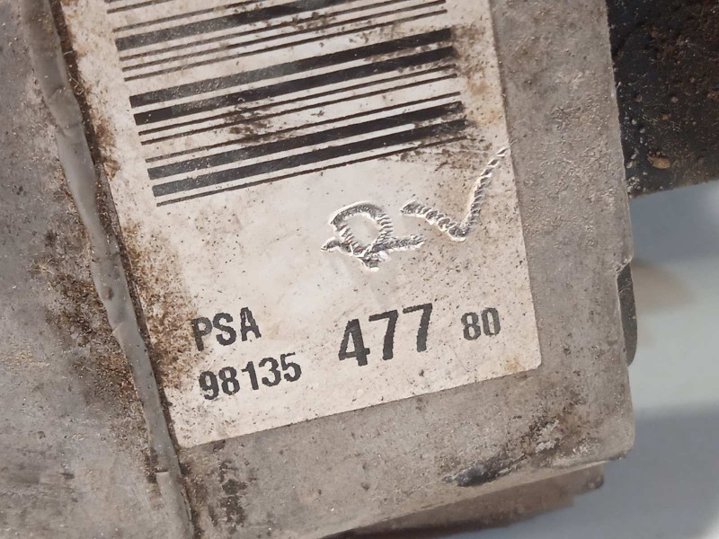 Recambio de bomba servodireccion para citroën c4 lim. live edition referencia OEM IAM 9813547780  