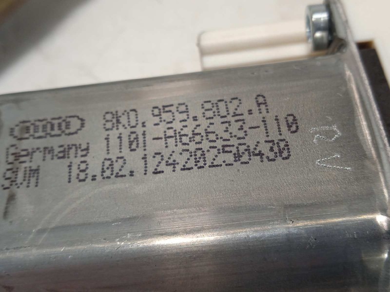 Recambio de elevalunas delantero derecho para audi a4 ber. (b8) básico referencia OEM IAM 8K0837462A  8K0959802A