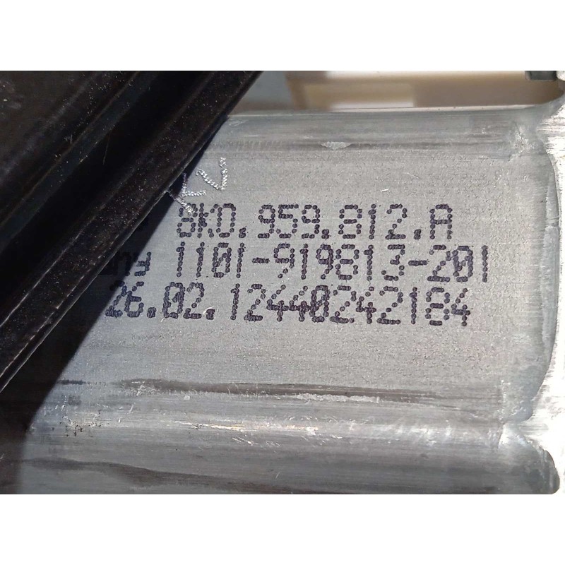 Recambio de elevalunas trasero derecho para audi a4 ber. (b8) básico referencia OEM IAM 8K0839462A  8K0959812A