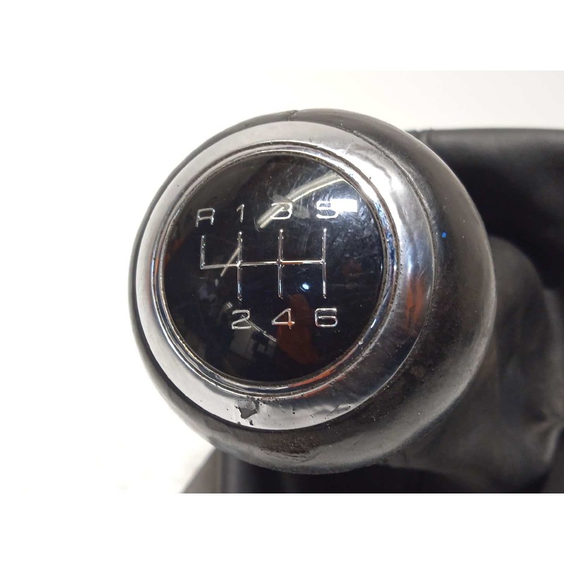Recambio de palanca cambio para audi a4 ber. (b8) básico referencia OEM IAM 8K0711025P  8K0711055K