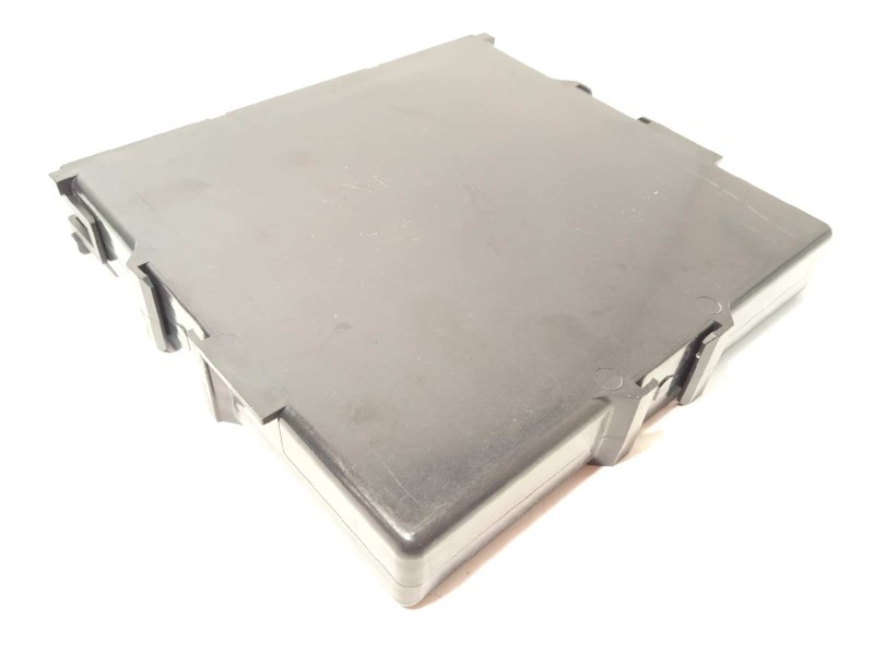 Recambio de modulo electronico para toyota yaris (ksp211 1.5 referencia OEM IAM 89261K0030  