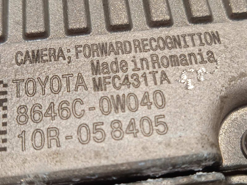 Recambio de modulo electronico para toyota yaris (ksp211 1.5 referencia OEM IAM 8646C0W040  