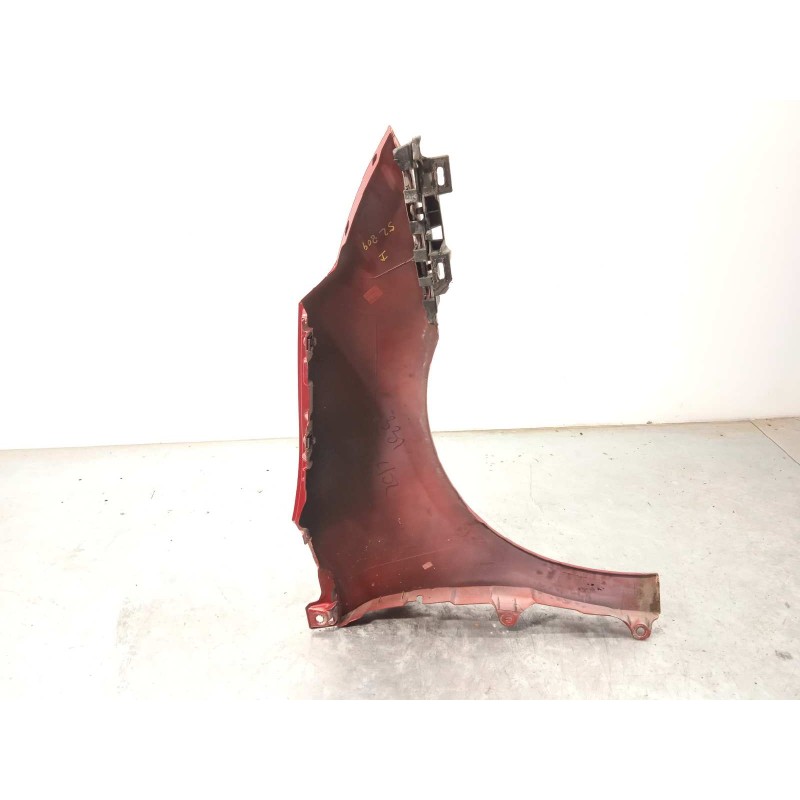 Recambio de aleta delantera izquierda para citroën c4 berlina lx referencia OEM IAM 7840Q3  