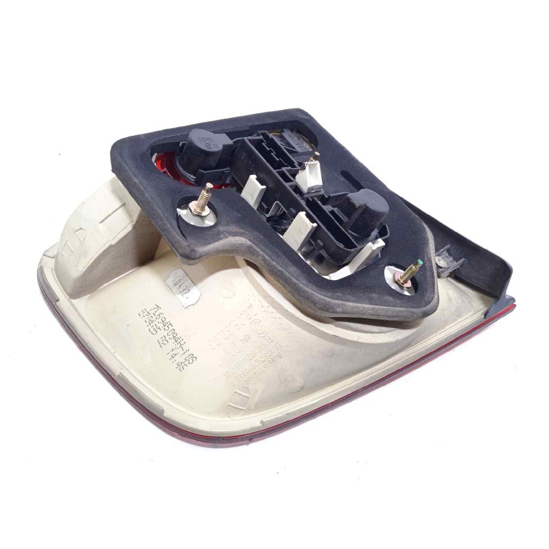 Recambio de piloto trasero derecho interior para volkswagen touareg (7la) tdi r5 referencia OEM IAM 7L6945094H  