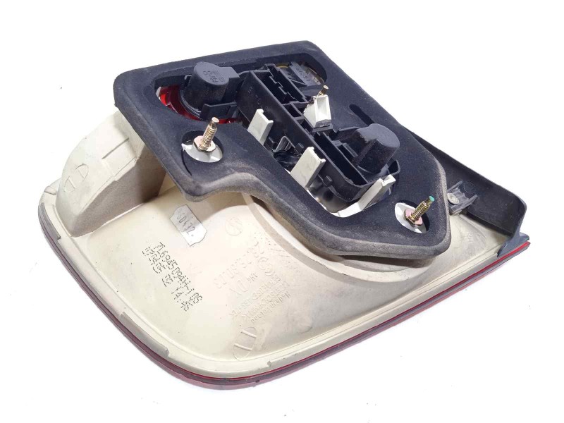 Recambio de piloto trasero derecho interior para volkswagen touareg (7la) tdi r5 referencia OEM IAM 7L6945094H  