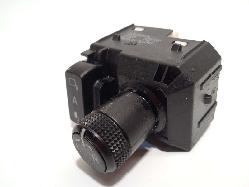 Recambio de mando retrovisor para toyota c-hr referencia OEM IAM 84872F4010  