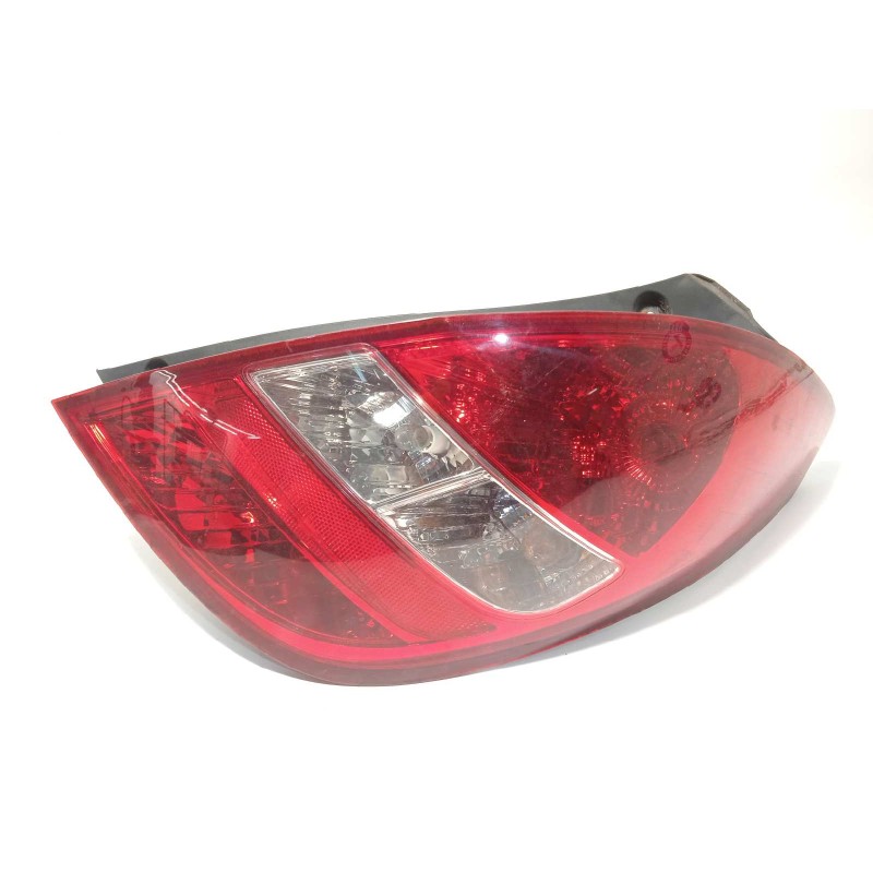 Recambio de piloto trasero derecho para hyundai i20 comfort referencia OEM IAM 924024P000  