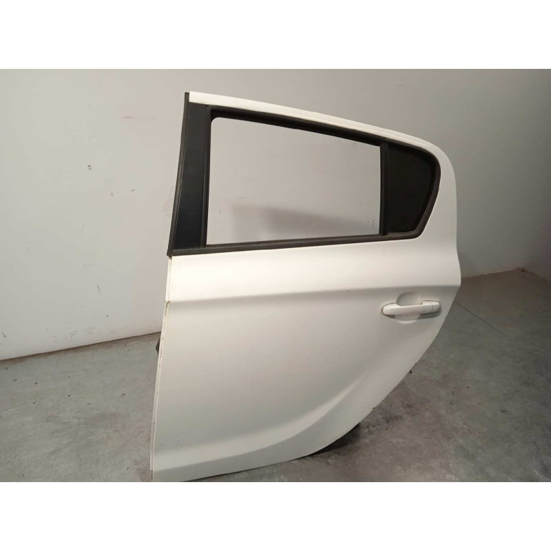 Recambio de puerta trasera izquierda para hyundai i20 comfort referencia OEM IAM 770034P000  