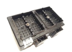 Recambio de caja reles / fusibles para chevrolet captiva 2.0 vcdi lt referencia OEM IAM 96821082   2