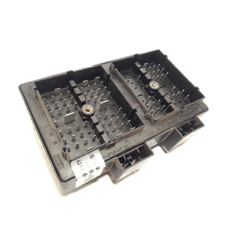 Recambio de caja reles / fusibles para chevrolet captiva 2.0 vcdi lt referencia OEM IAM 96821082  