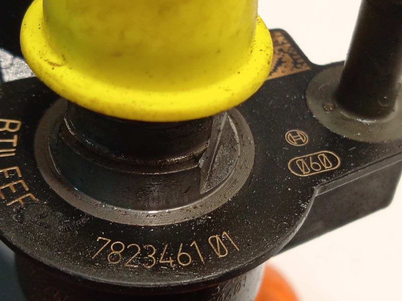 Recambio de inyector para bmw serie 3 touring (f31) 335d xdrive referencia OEM IAM 7823461  13537823461