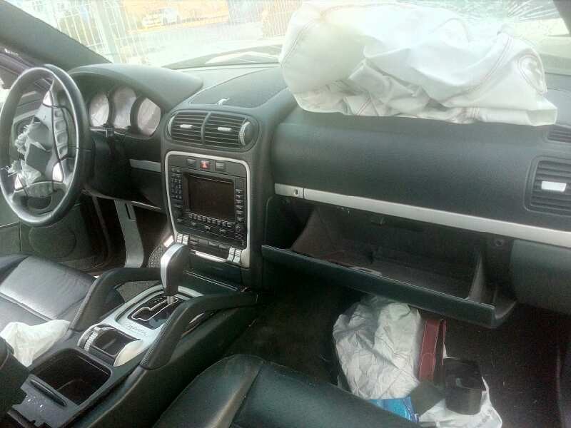 porsche cayenne (typ 9pa) del año 2005