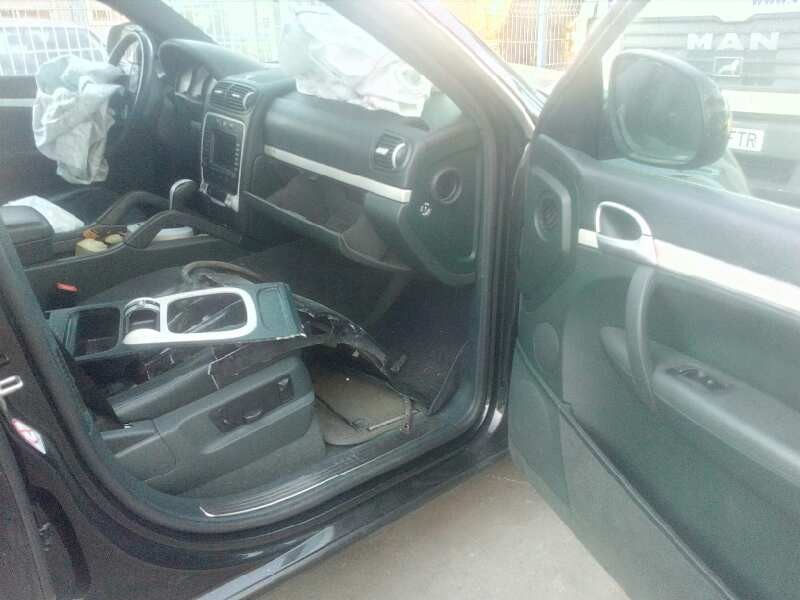 porsche cayenne (typ 9pa) del año 2005