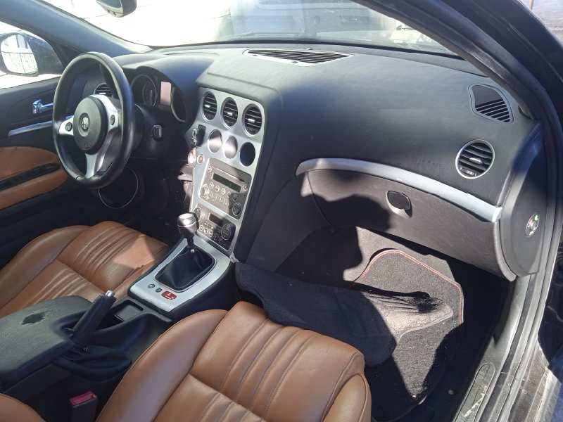 alfa romeo 159 (140) del año 2006