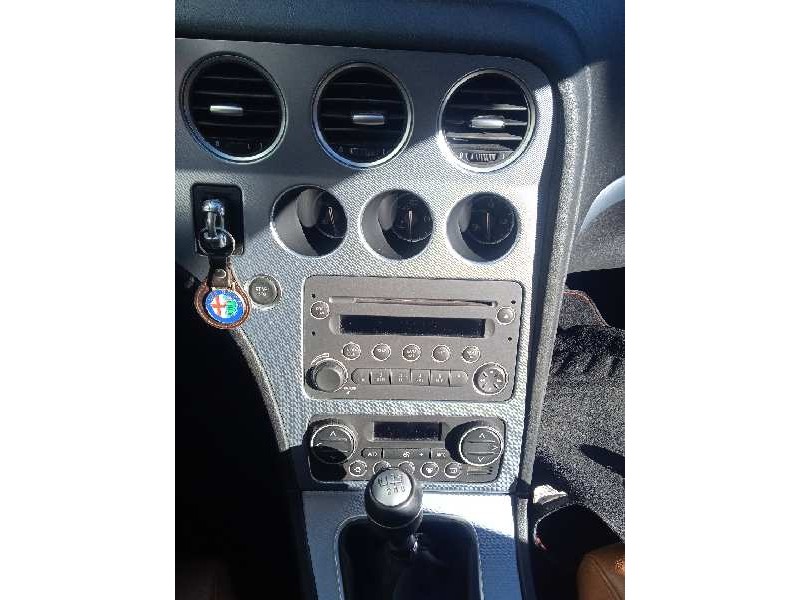 alfa romeo 159 (140) del año 2006