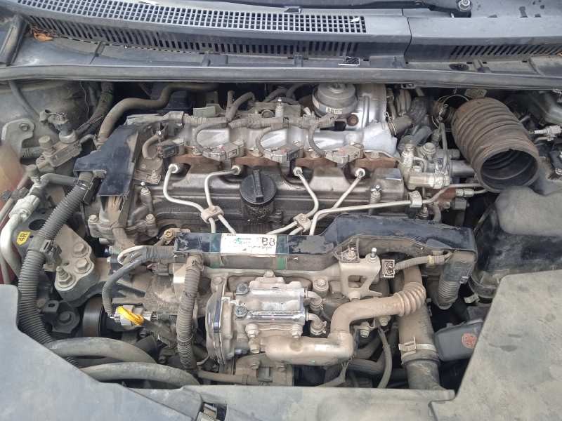 toyota avensis cross sport (t27) del año 2009