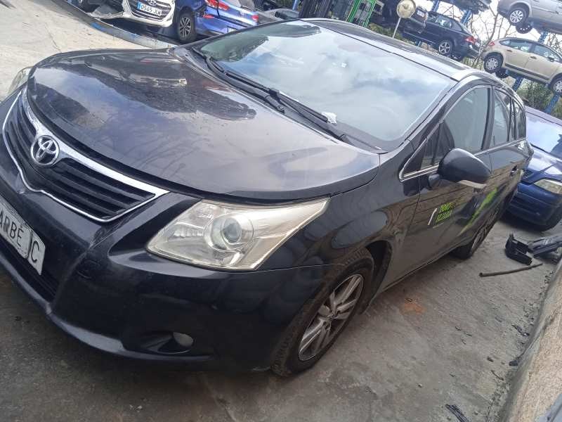 toyota avensis cross sport (t27) del año 2009