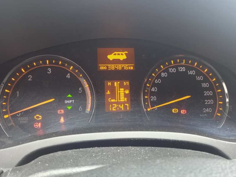 toyota avensis cross sport (t27) del año 2009