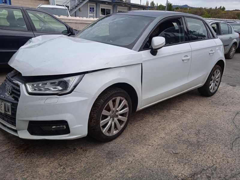 audi a1 sportback (8xf) del año 2016