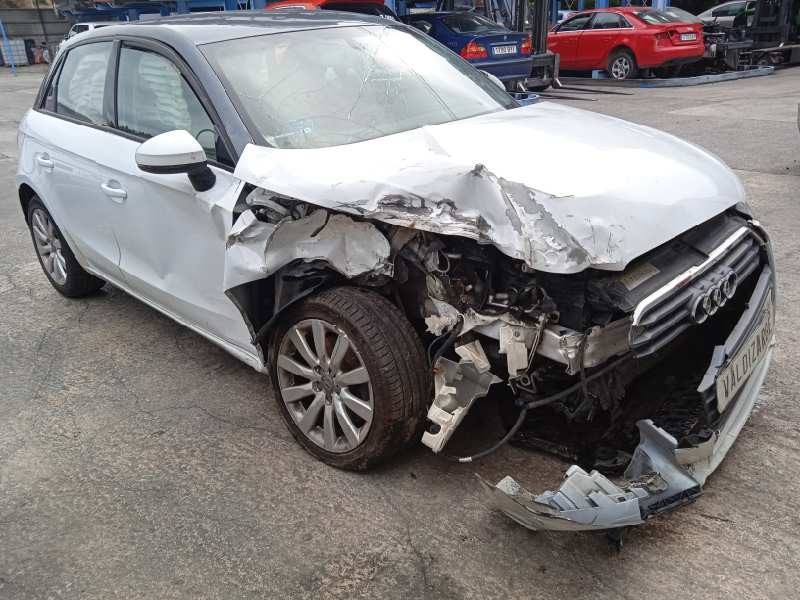 audi a1 sportback (8xf) del año 2016