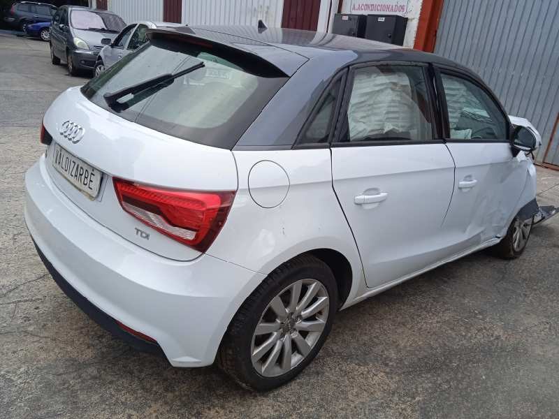 audi a1 sportback (8xf) del año 2016