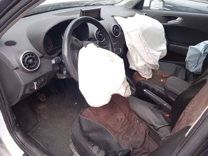 audi a1 sportback (8xf) del año 2016