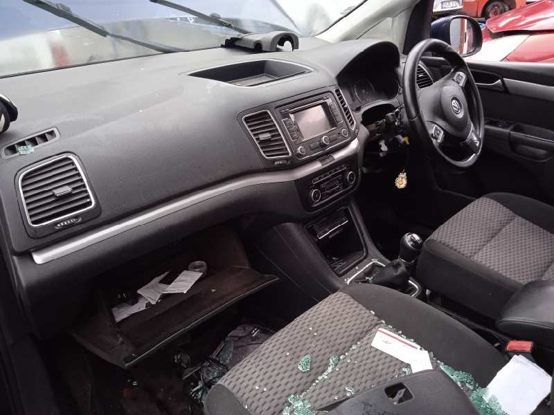 volkswagen sharan (7n1) del año 2011