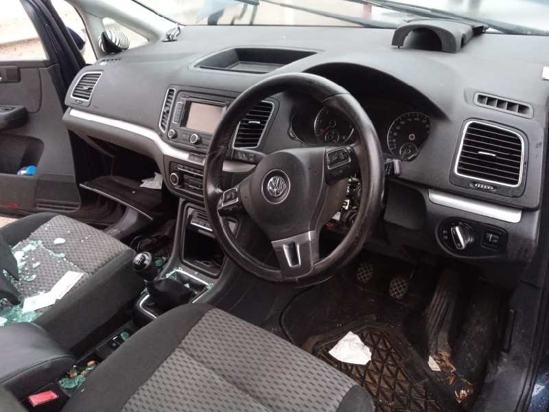 volkswagen sharan (7n1) del año 2011