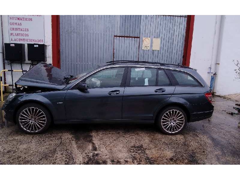 mercedes-benz clase c (w204) familiar del año 2010