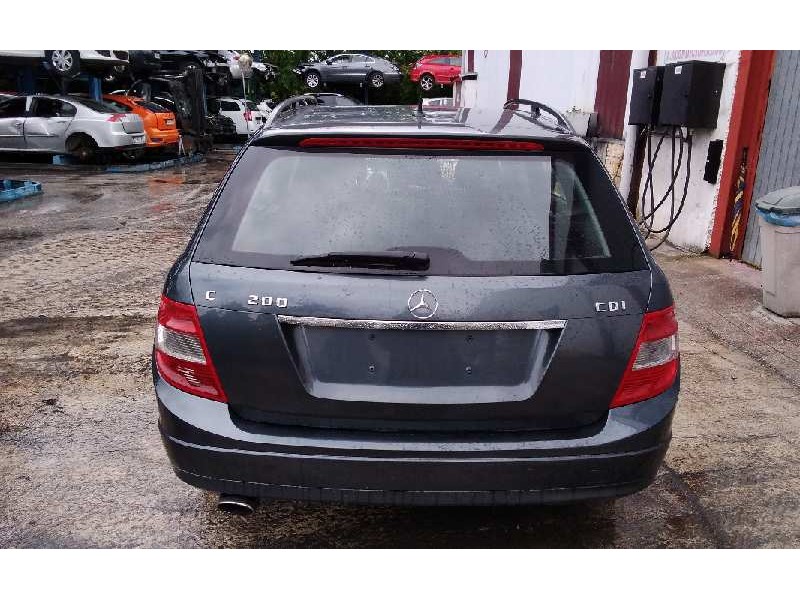 mercedes-benz clase c (w204) familiar del año 2010